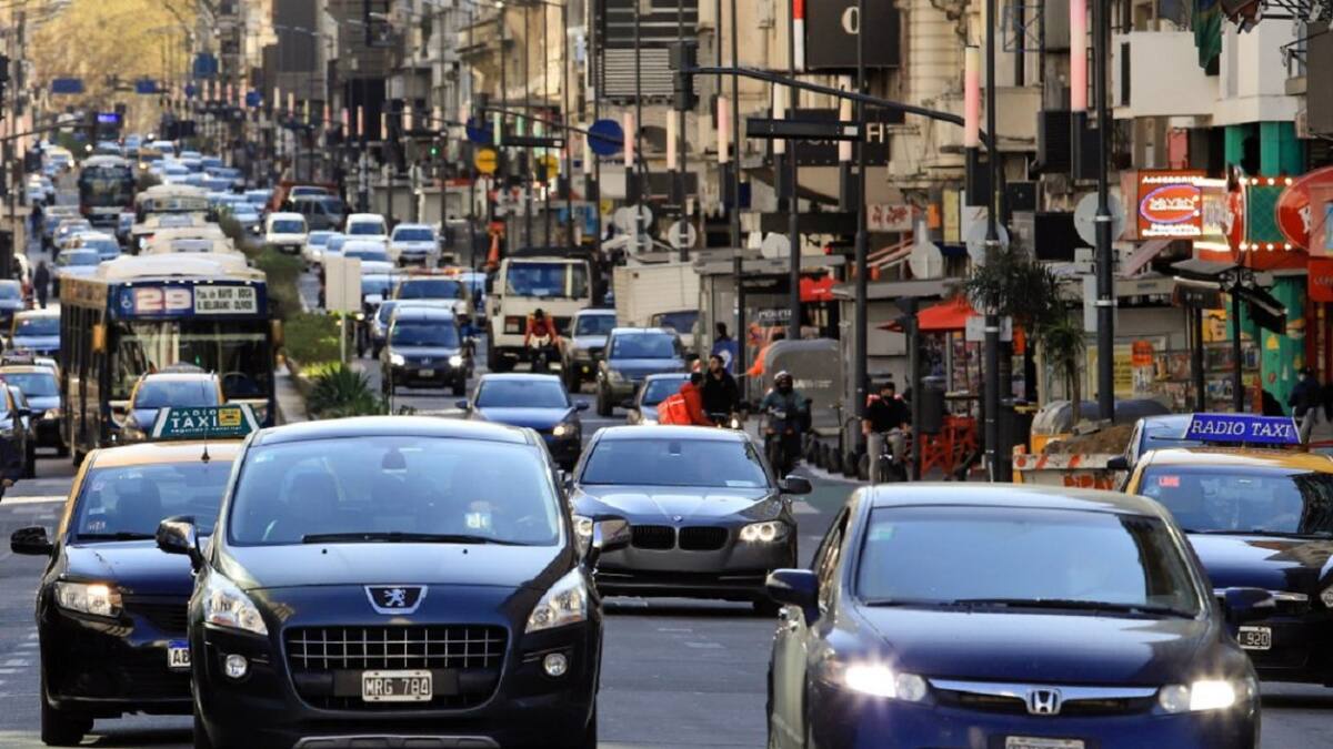 El Gobierno bonaerense no ejecutará la suba del Impuesto Automotor prevista para mayo. Foto: NA