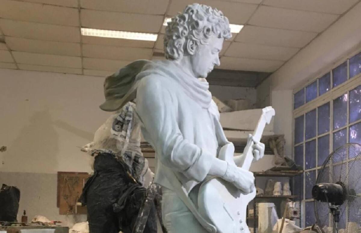 El Gobierno le obsequió una estatua de Gustavo Cerati a Costa Rica por el bicentenario de su Independencia. FOTO: NA