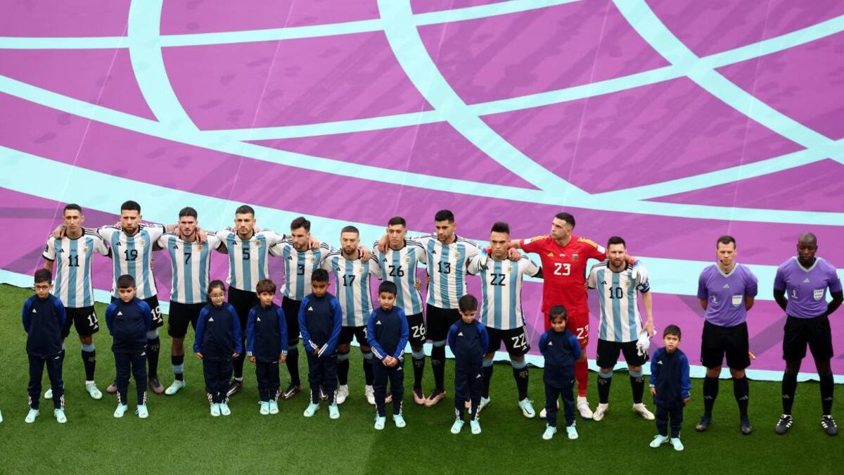 El Himno argentino durante Qatar 2022. Foto: Reuters.