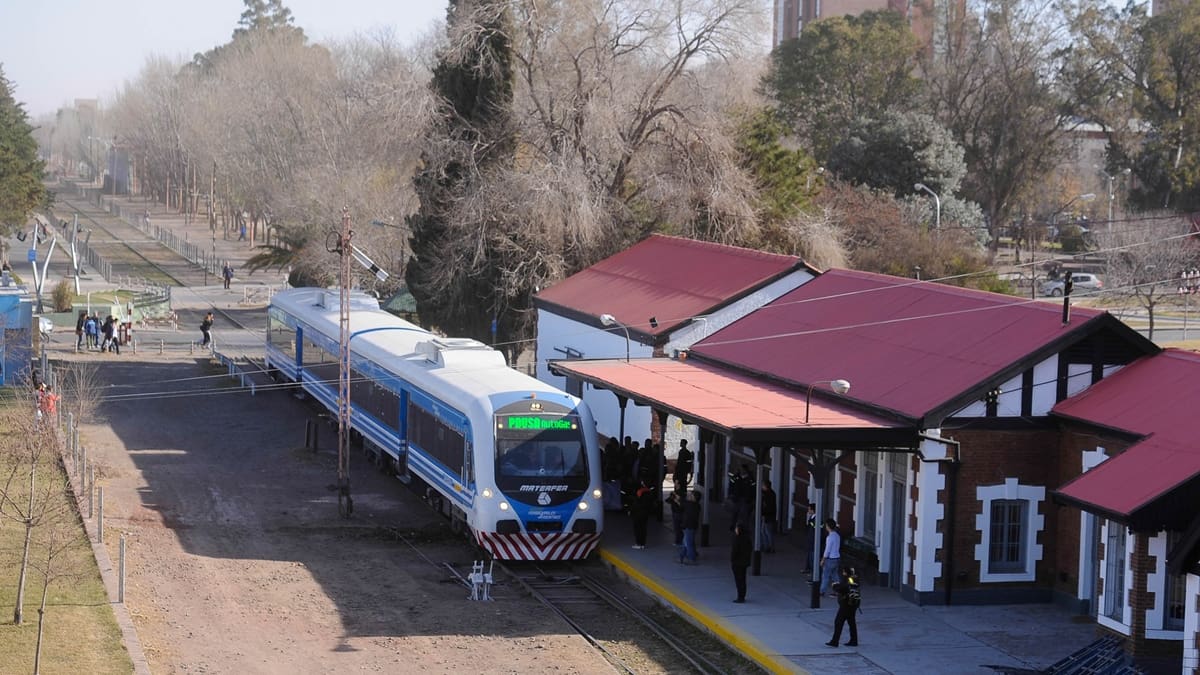 El Tren del Valle inicia una nueva etapa: Río Negro asumirá la gestión para fortalecer la movilidad en la Patagonia