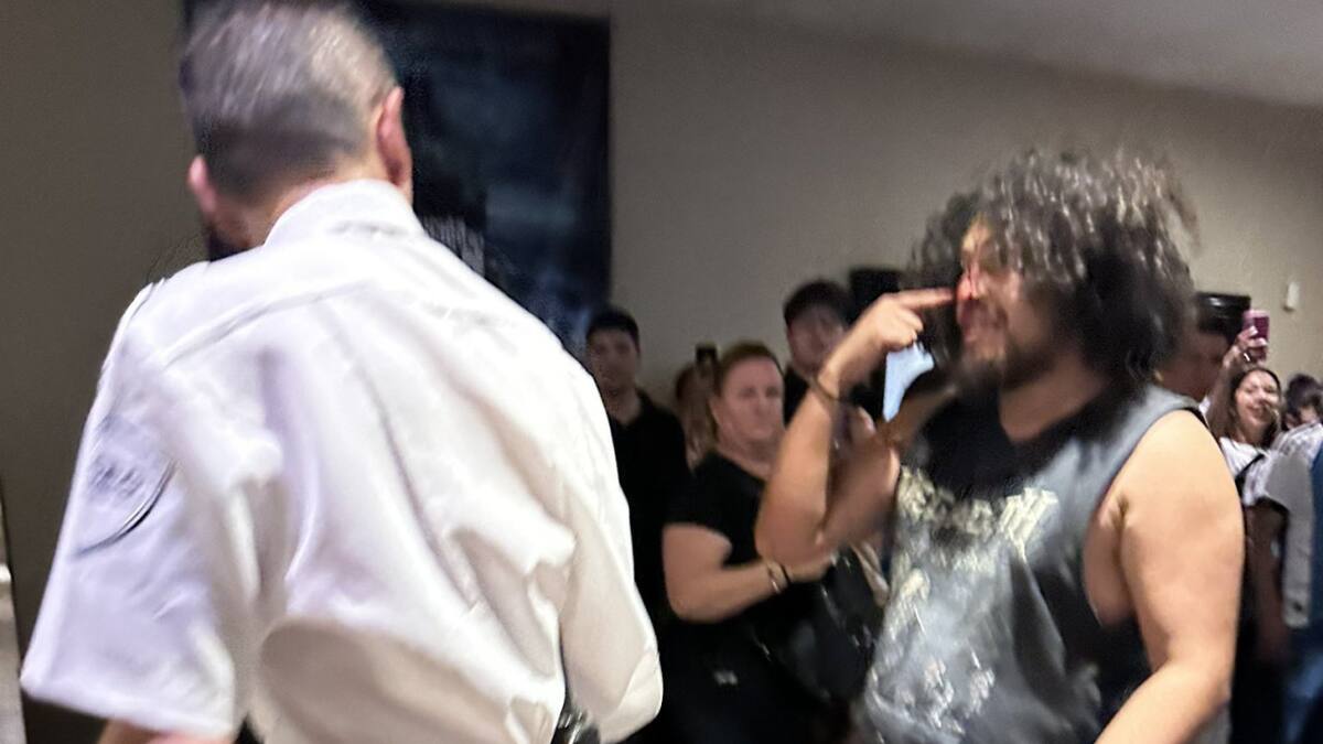 El hombre fue golpeado a la salida de la función. Foto: Twitter.