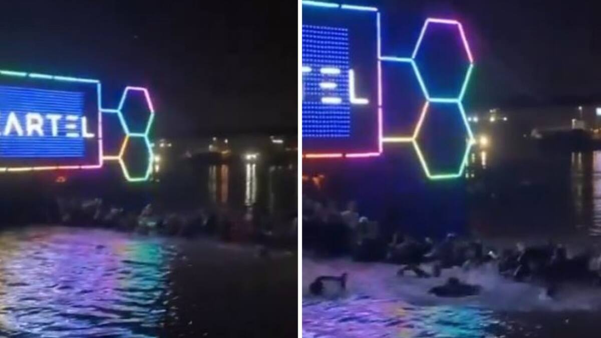 El hundimiento de un barco discoteca en Belgrado, Serbia. Foto: captura de pantalla.