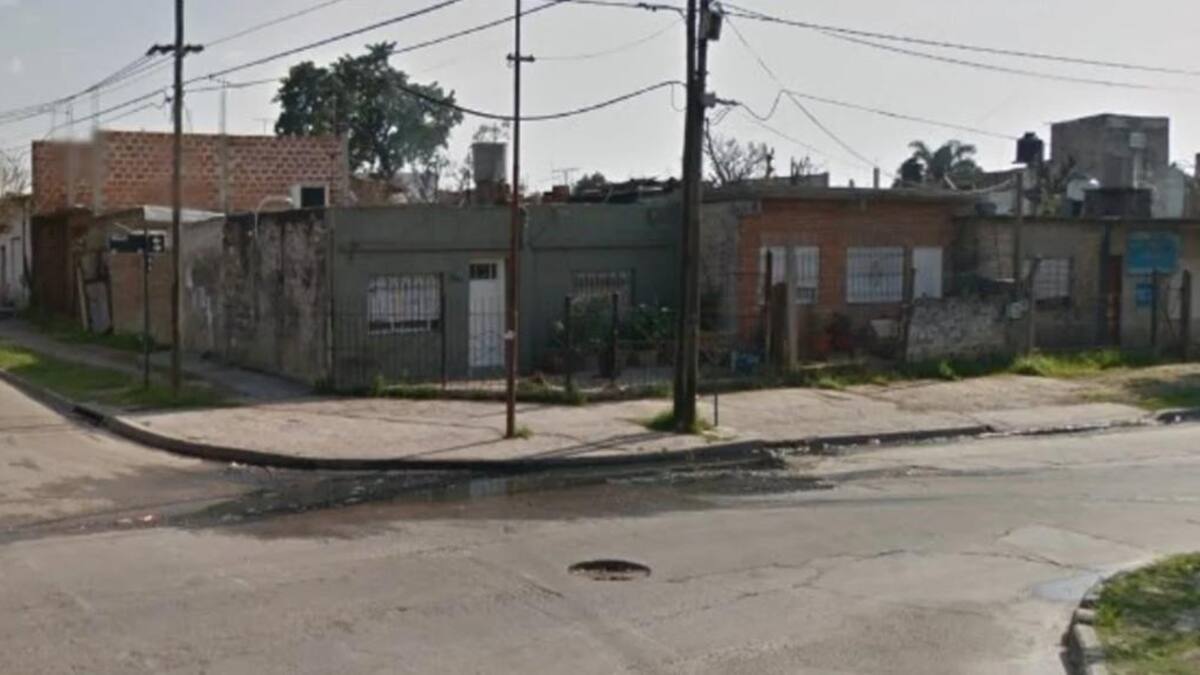 El lugar del trágico accidente en Isidro Casanova. Foto: Google Maps