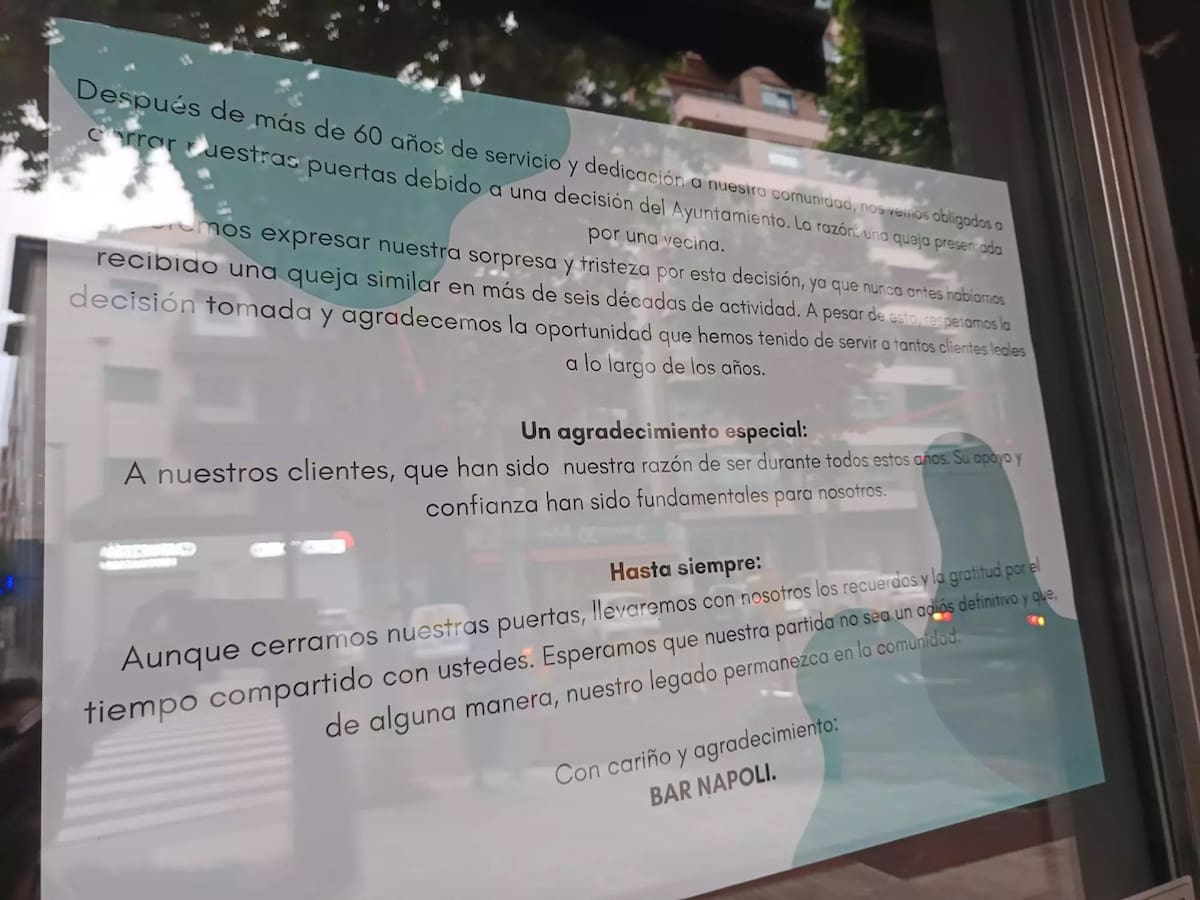 El mensaje de Bar Napoli, en Zamora, España. Foto: Redes sociales.