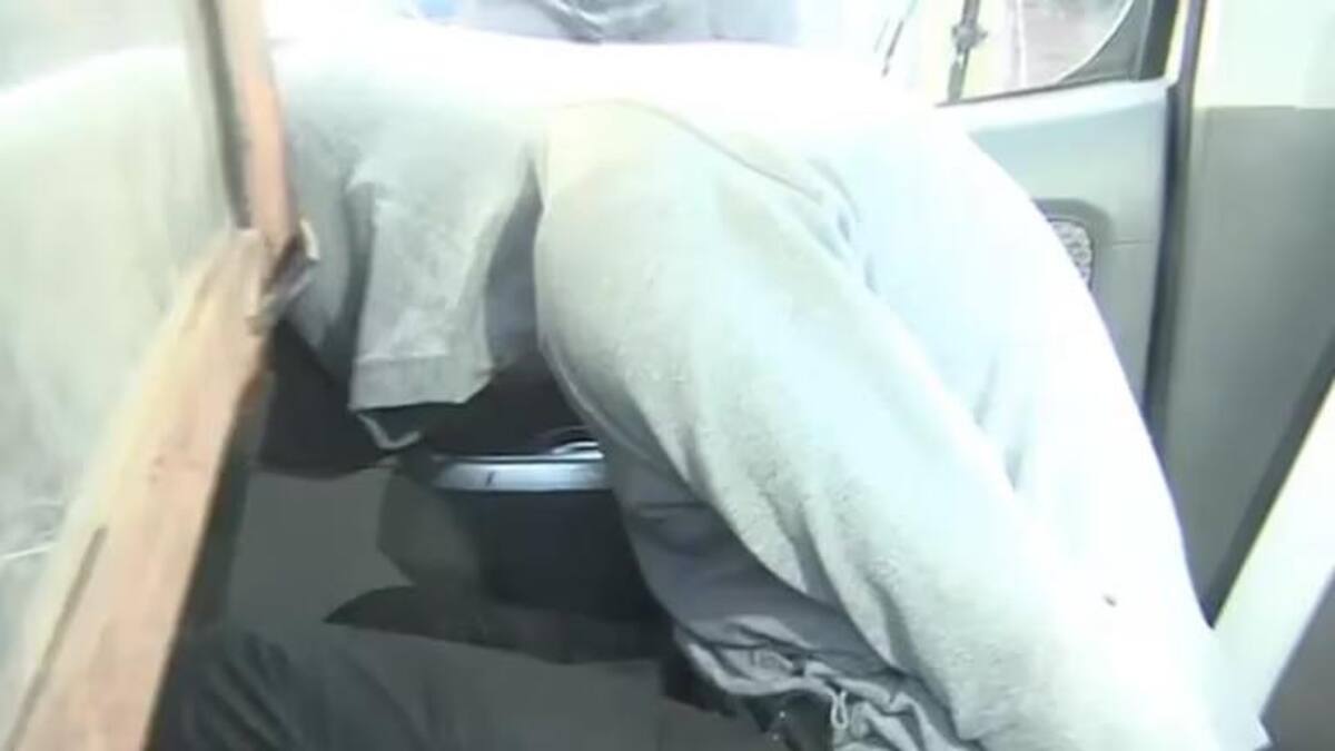 El momento de la detención del joven de 22 años. Foto: Infobae