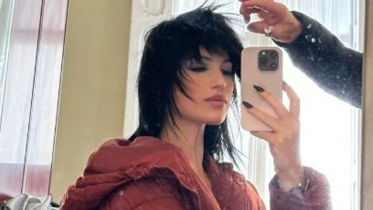 Irreconocible: Stefi Roitman se cortó el pelo y la compararon con Úrsula Corberó