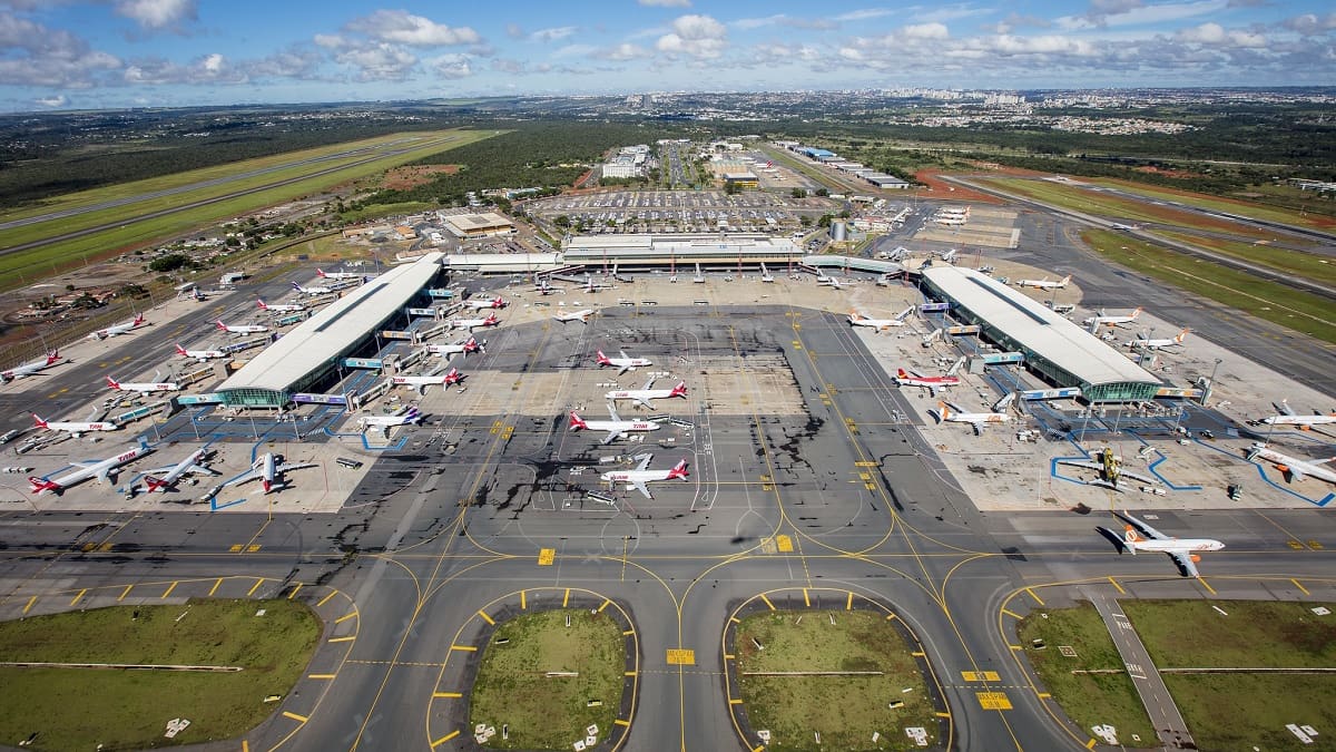 Tiene más de 5.000 pistas: el país de Sudamérica que se mantiene como la segunda nación con más aeropuertos en el mundo