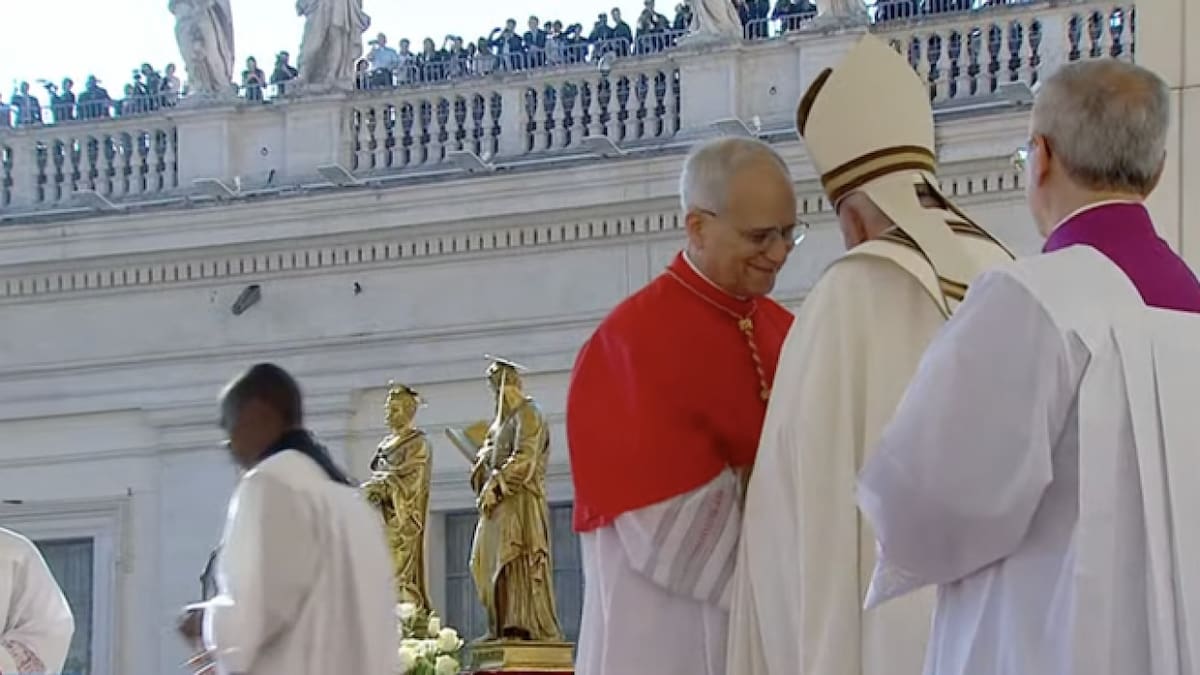 El Papa Francisco con Robert Prevost. Foto: Vatican News.