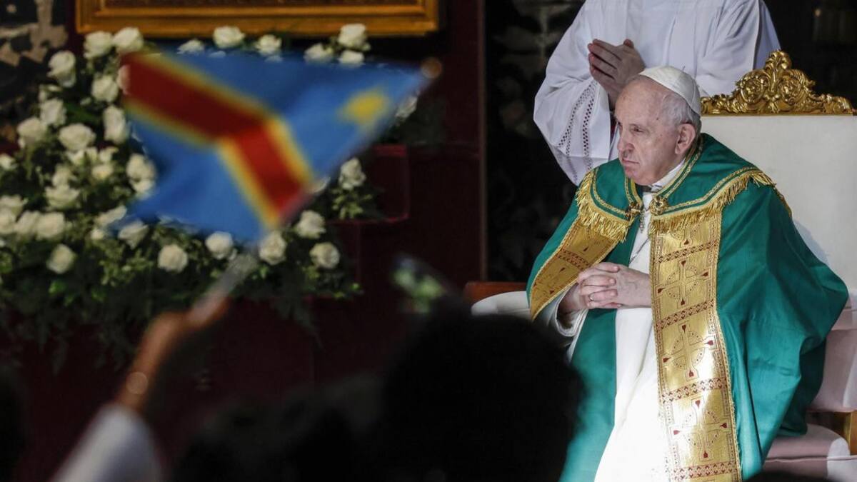 El Papa Francisco preside una Santa Misa para la comunidad congoleña en Roma. EFE