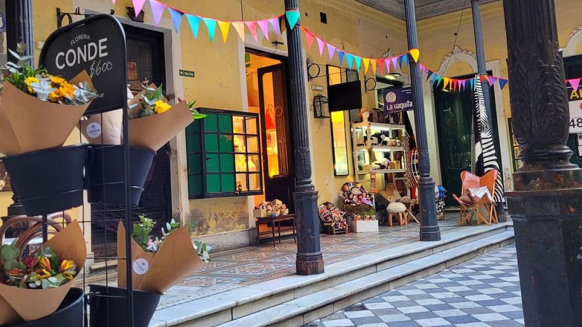 El Pasaje de la Defensa, San Telmo. Foto Instagram @casaezeiza