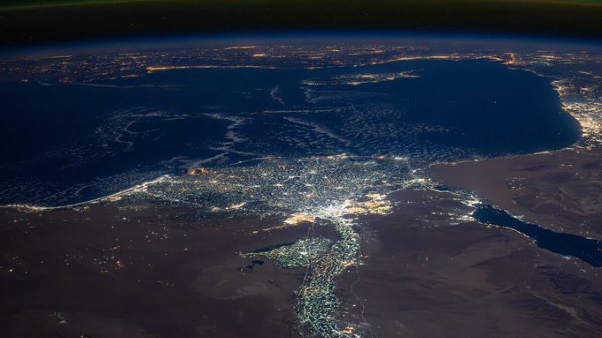 El Planeta Tierra desde el espacio. Foto: X @dominickmatthew