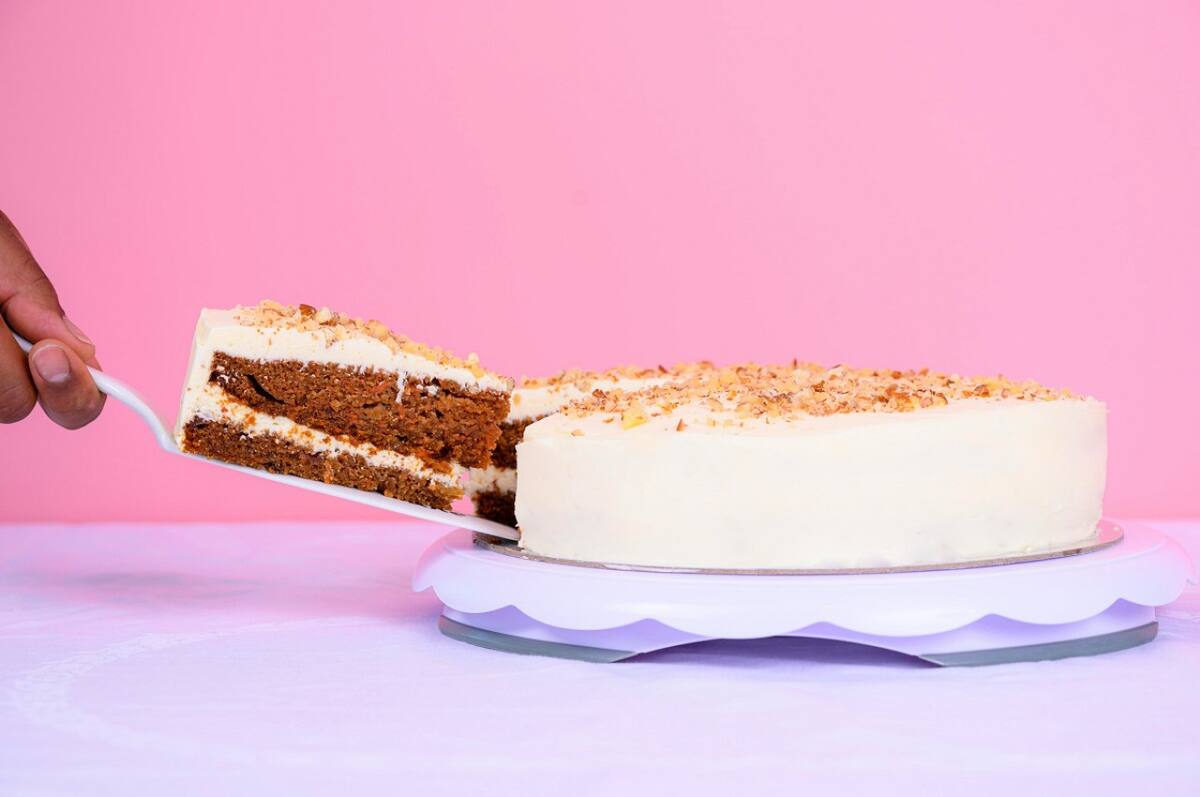 El postre de café con dulce de leche tiene se destaca por su humedad e intenso sabor. Foto: Unsplash.