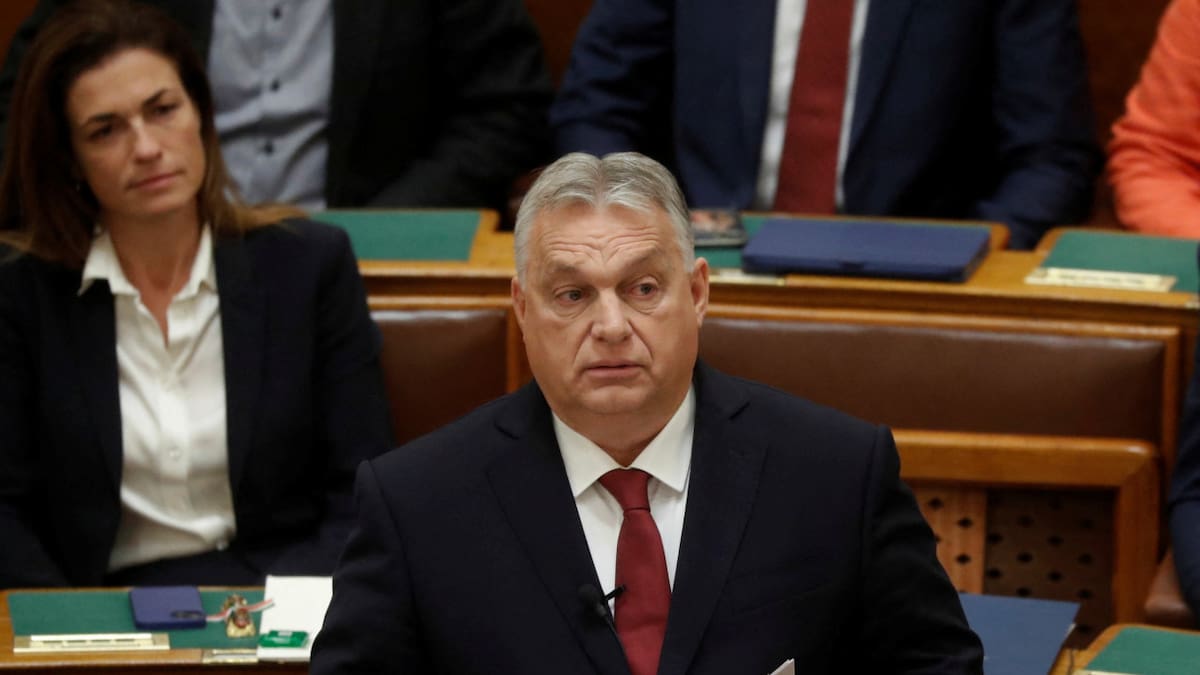 El Primer Ministro húngaro, Viktor Orban, se dirige al Parlamento en Budapest, Hungría, el 13 de diciembre de 2023. REUTERS