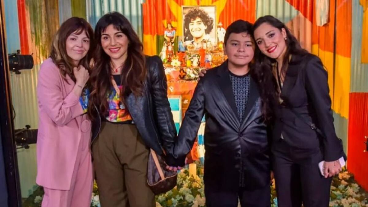 El reencuentro de los hijos de Maradona. Foto: NA.