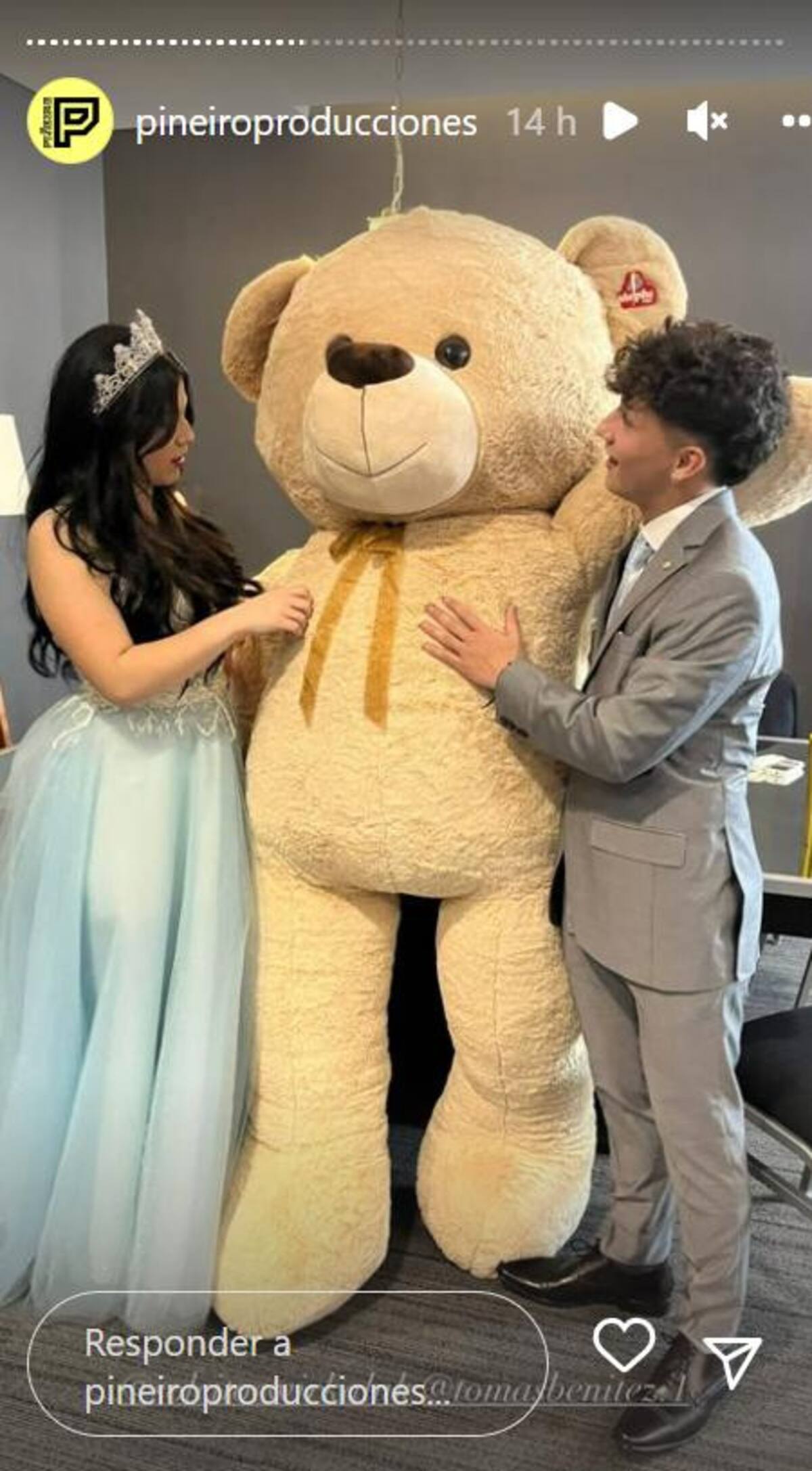 El regalo de su novio. Foto: Instagram/pineiroproducciones