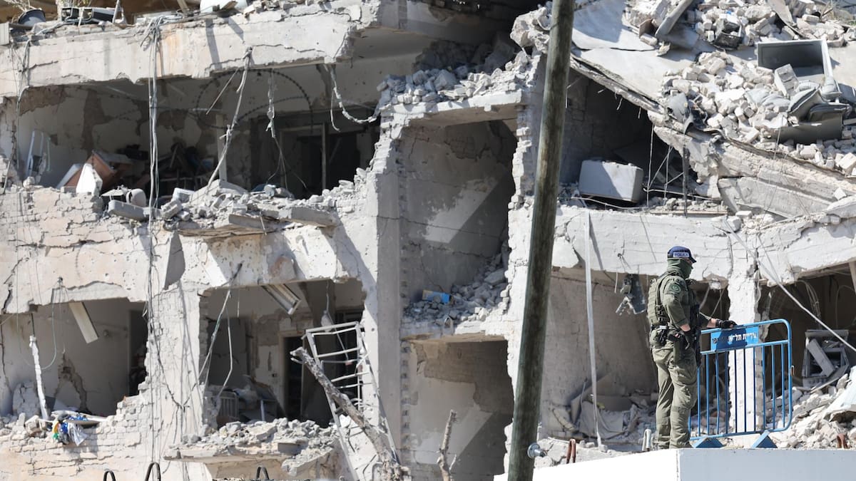 El régimen de Irán lanzó más de 200 misiles contra territorio israelí.