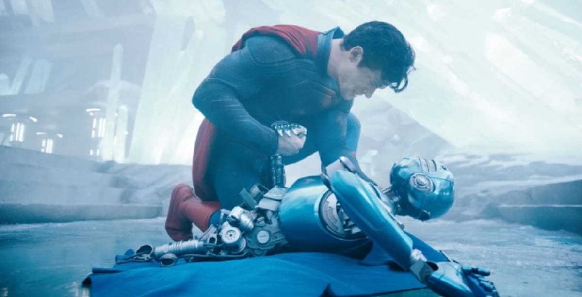 El robot Kelex en la nueva película de Superman.