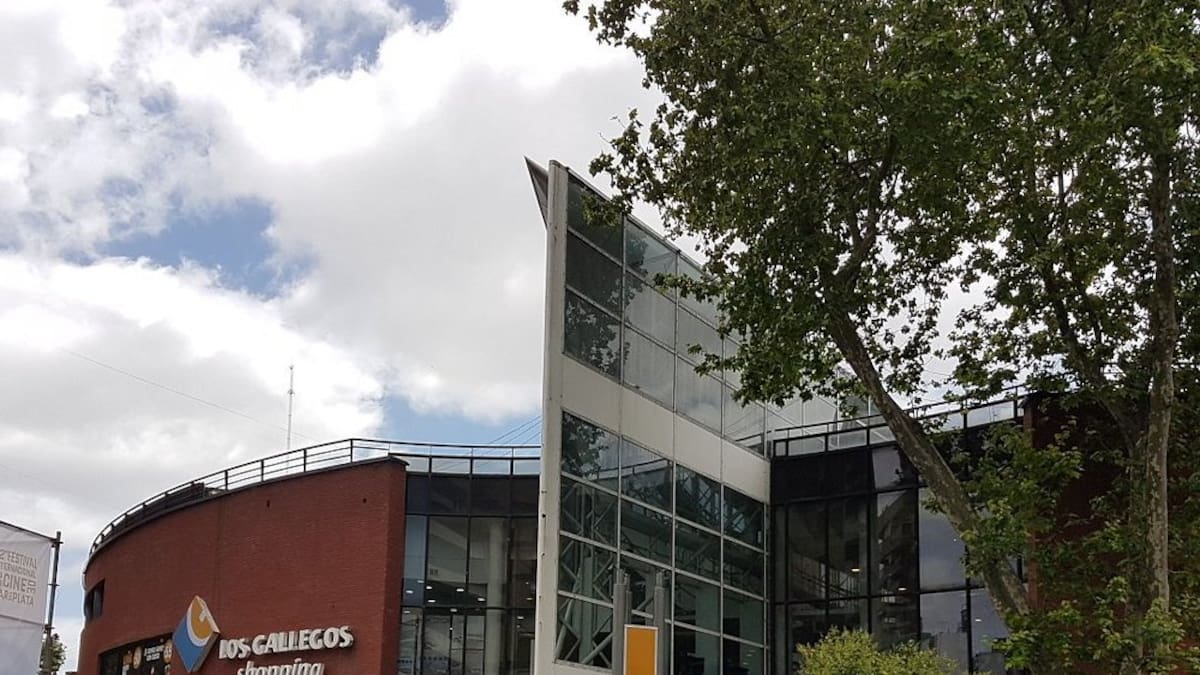 El shopping Los Gallegos en Mar del Plata.
