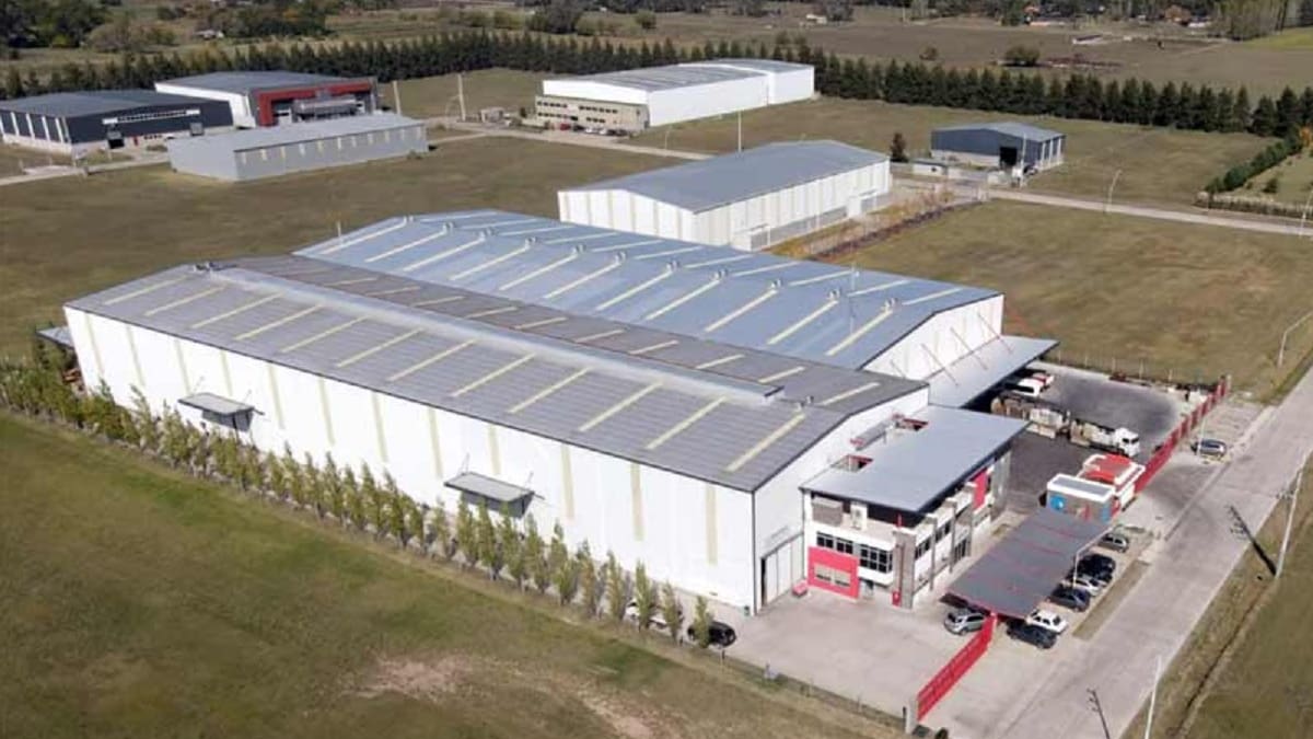 Una empresa argentina que combate el arsénico en el agua construirá una fábrica en Cañuelas para quintuplicar su producción