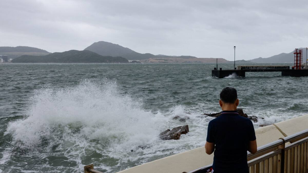 El tifón Talim suspendió clases y canceló vuelos y trenes. Foto: Reuters.