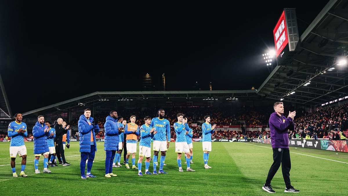 Wolverhampton es el primer equipo descendido de la Premier League: el empate de West Ham lo condenó al Championship