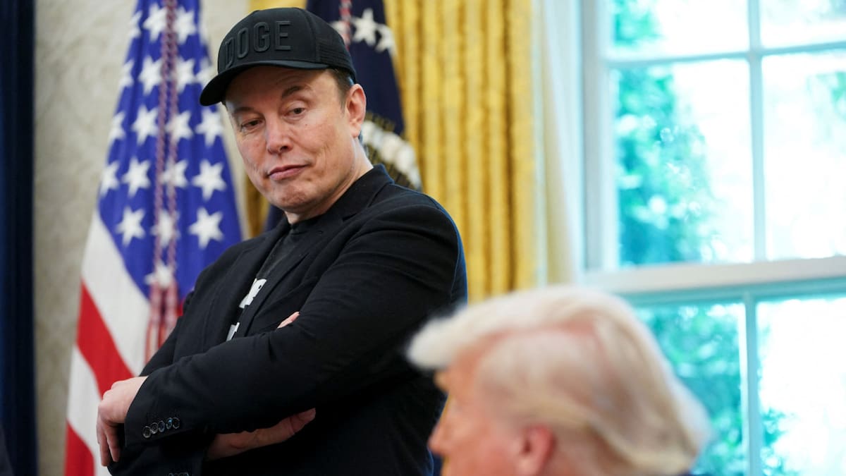 Elon Musk y Donald Trump. Fotos: REUTERS/Nathan Howard