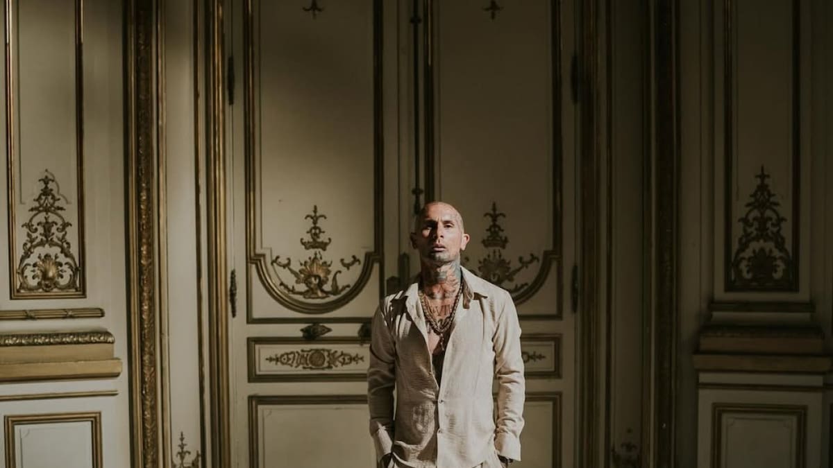 Emanuel Noir, Ke Personajes. Foto Instagram @manuelnoir