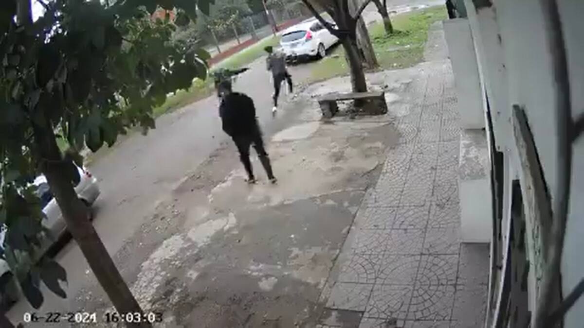 Organizaron una compra por Marketplace y fueron emboscados: todo terminó con un tiroteo y un aspirante a policía herido