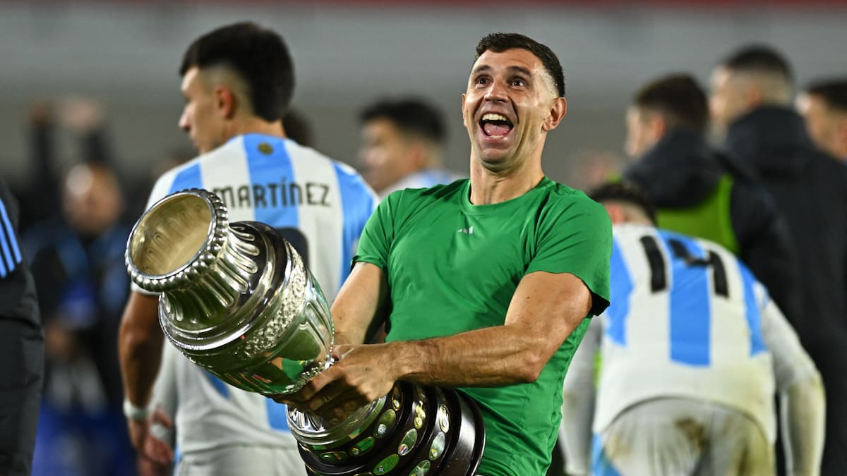 Dibu Martínez pidió disculpas tras la sanción de la Conmebol: "Nunca fue mi intención faltarle el respeto a nadie"