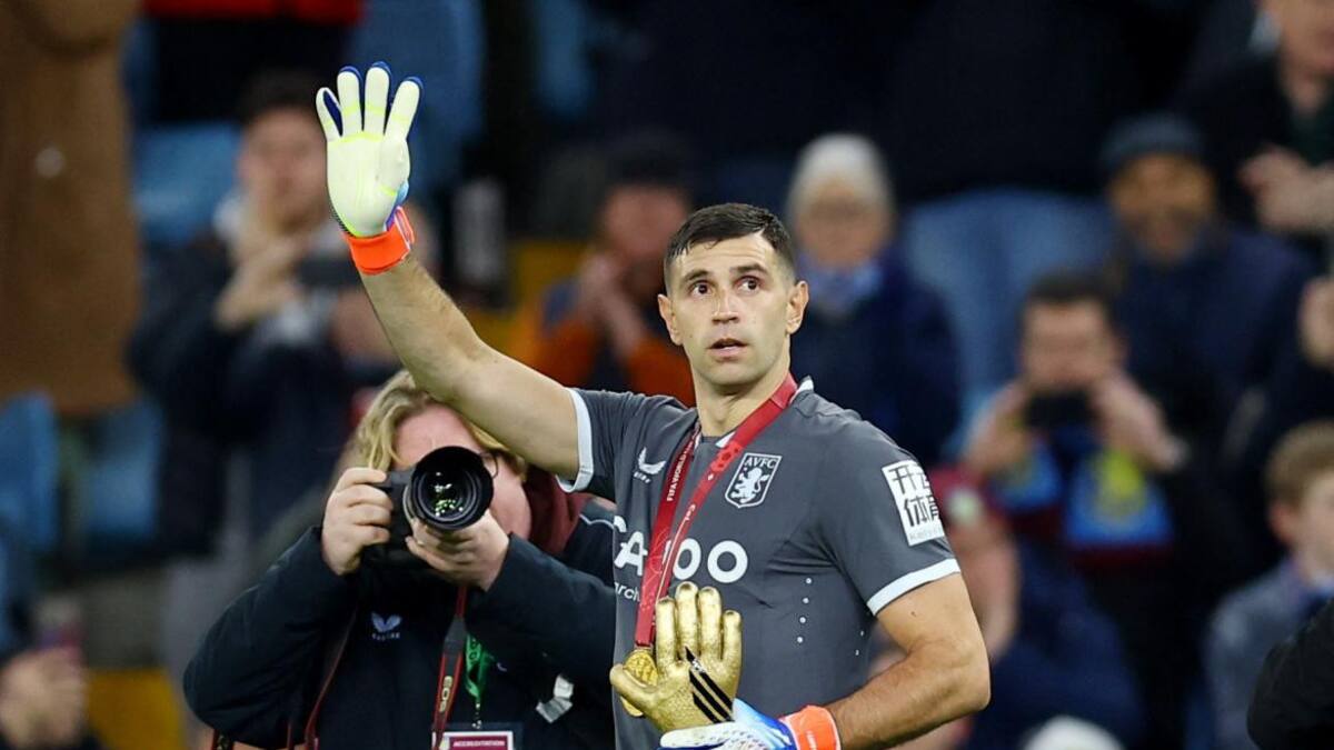 Emiliano Martínez en el Aston Villa. Foto: REUTERS.