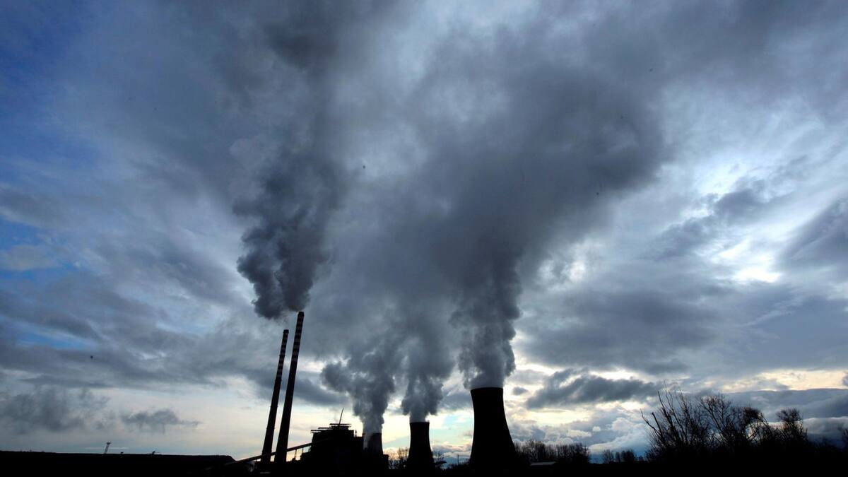 Emisiones de dióxido de carbono. Foto: EFE