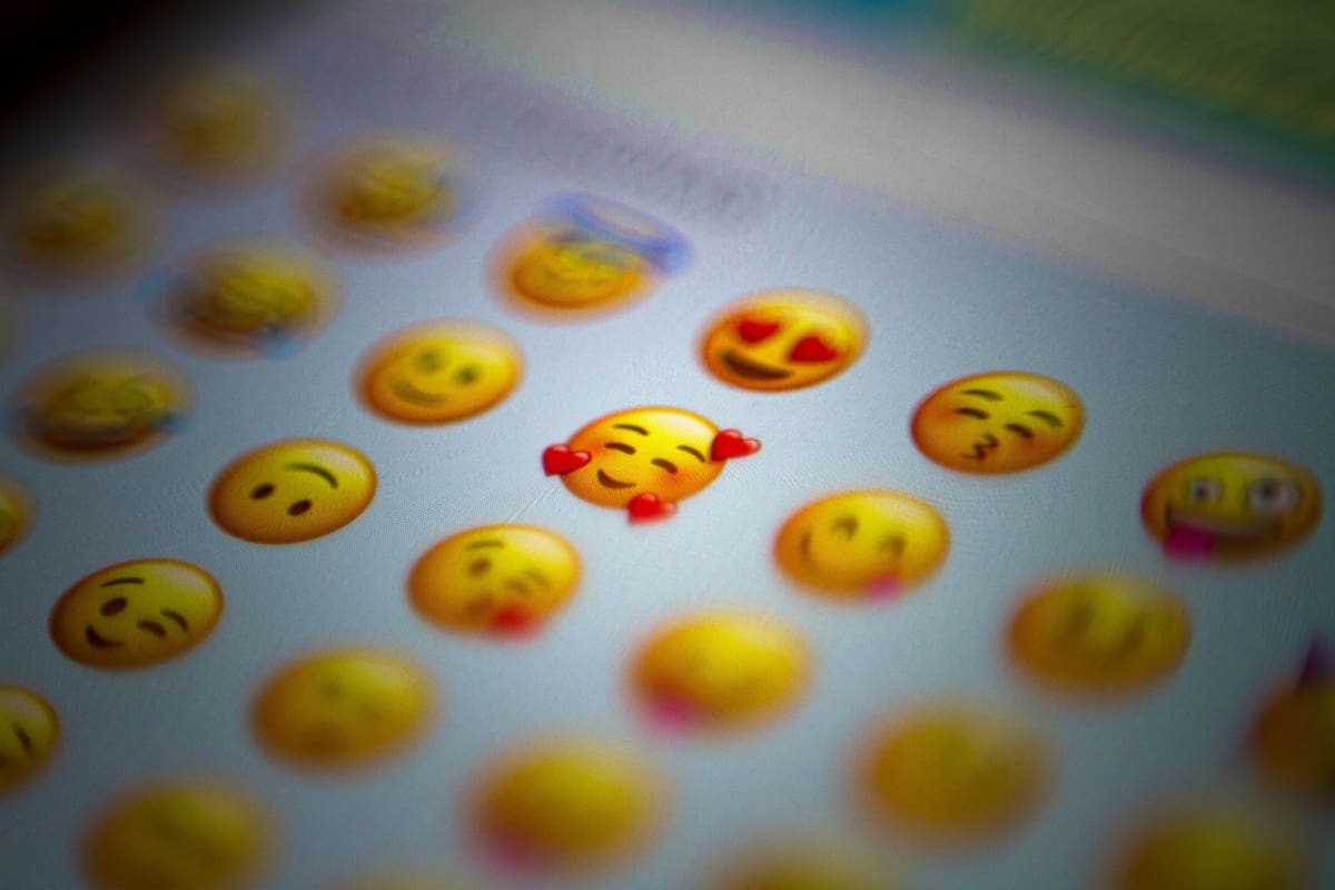 Emoji de WhatsApp. Foto Unsplash