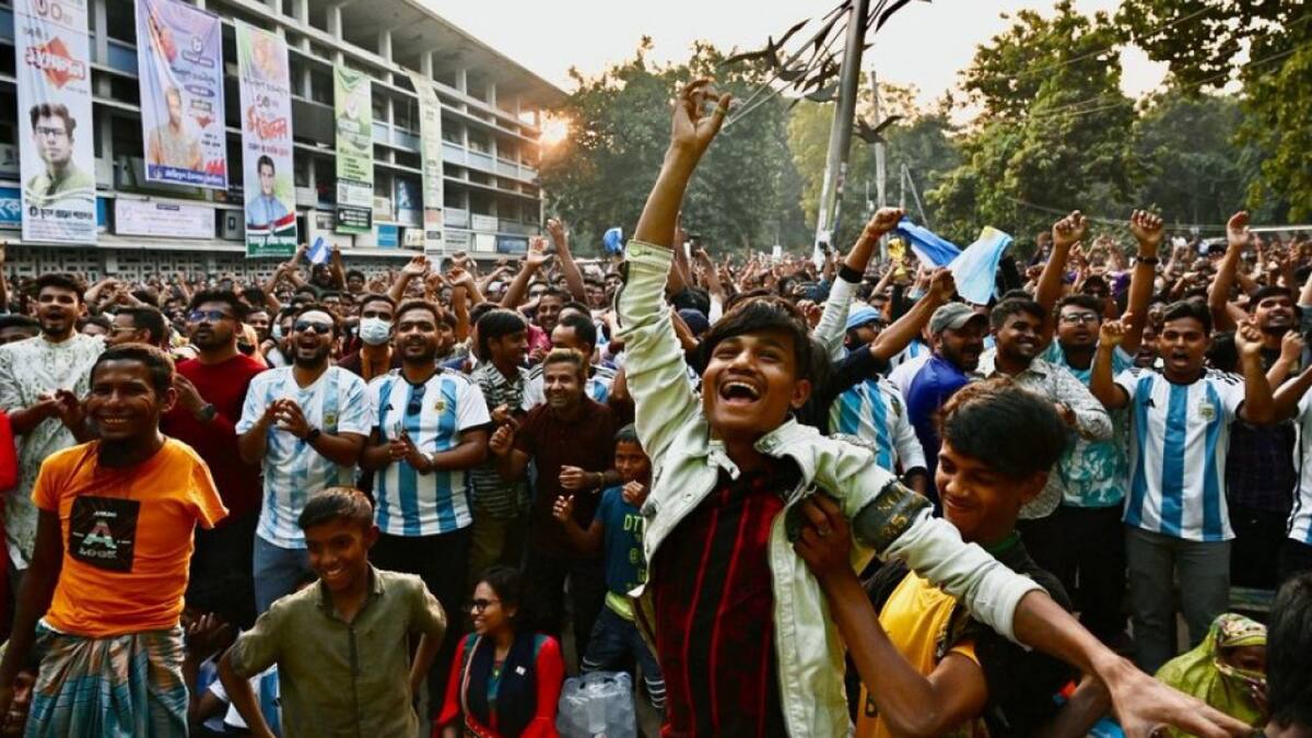 En Blangladesh se celebró la obtención de la Copa América. Foto: NA
