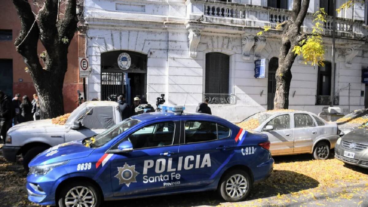 En la comisaría hay alojados 55 presos y solo tiene capacidad para 24. Foto: NA.
