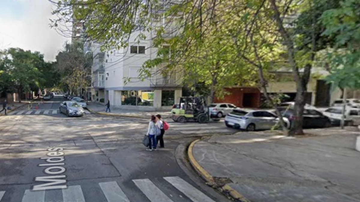 Conmoción en Colegiales: se incendió un departamento y encontraron al dueño muerto con un tiro en la cabeza