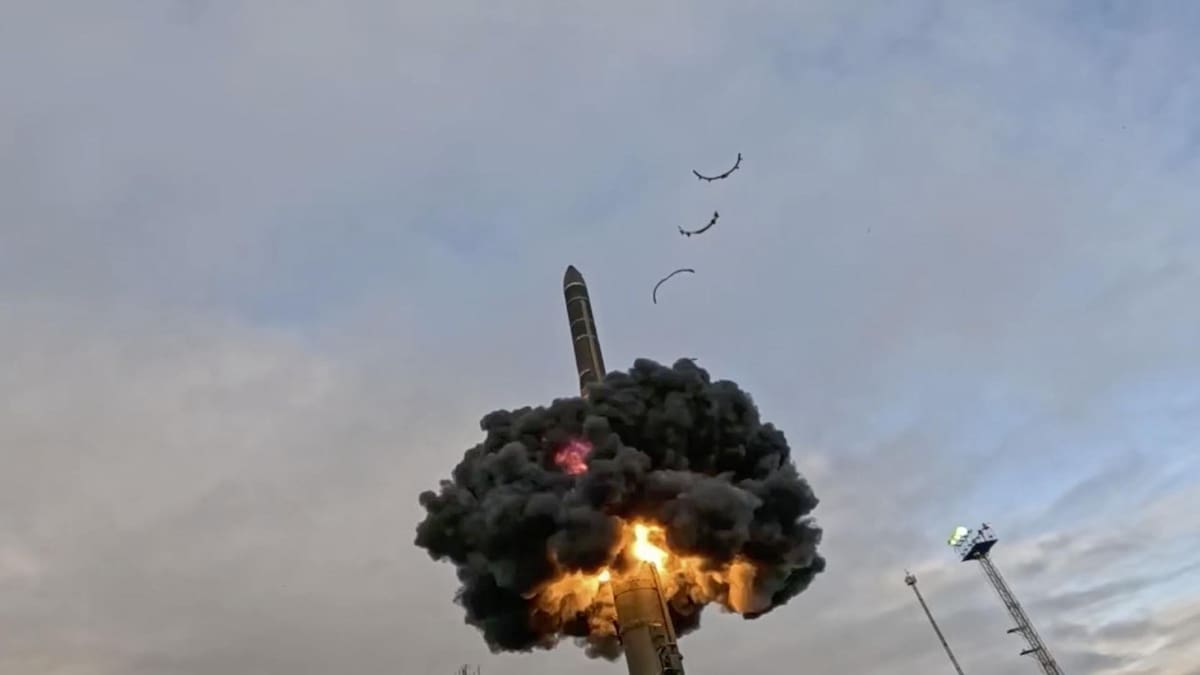 Listo para una Guerra Mundial: Putin anunció que el misil hipersónico Oreshnik de Rusia entrará en servicio antes de fin de año