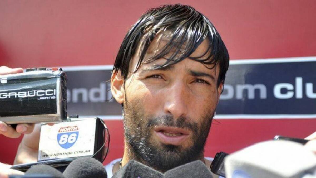 Ernesto "Tecla" Farías, futbolista