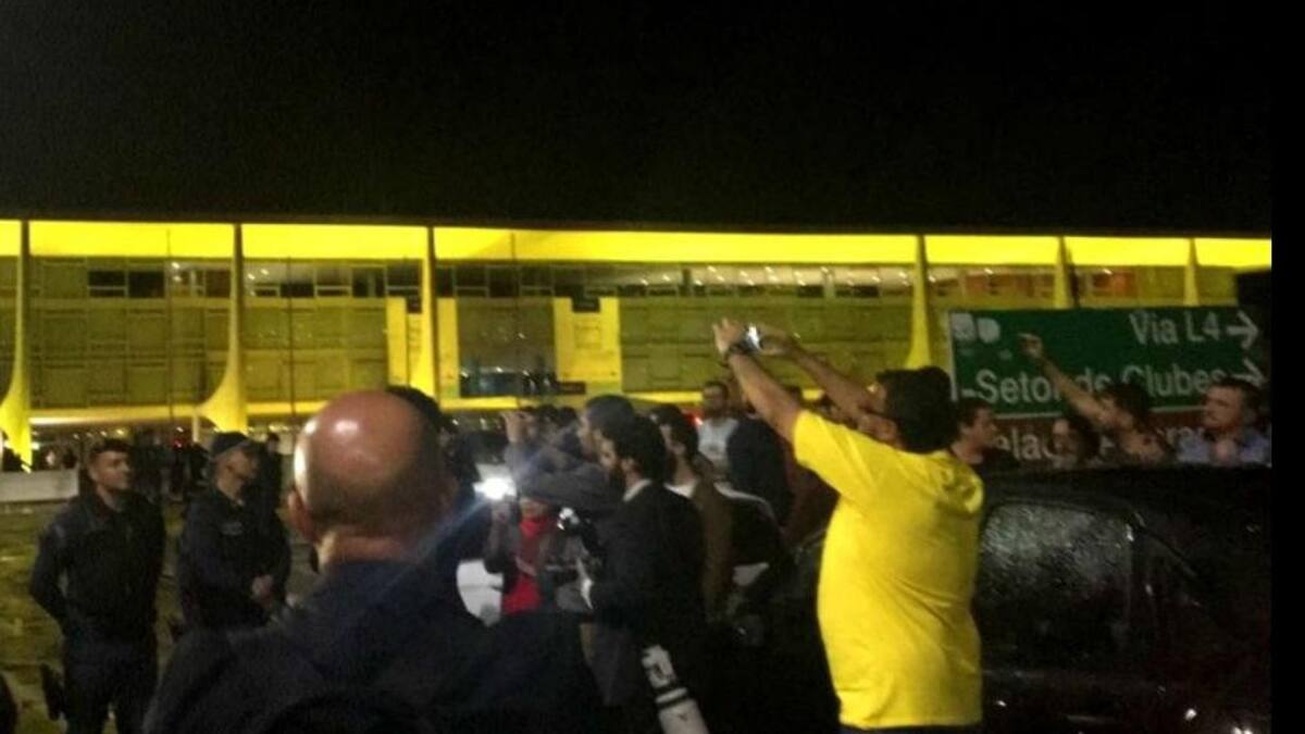 Escándalo en Brasil - protestas contra Temer en Planalto