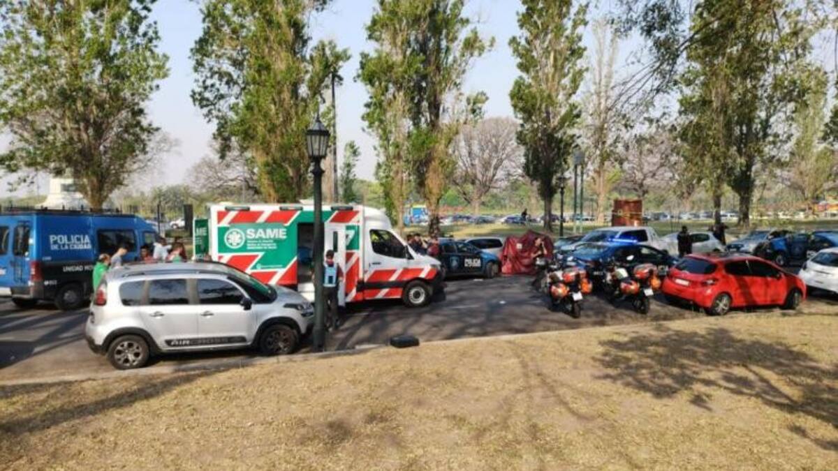 Escena donde el adolescente fue atropellado antes de entrar a Costanera. Foto: NA.