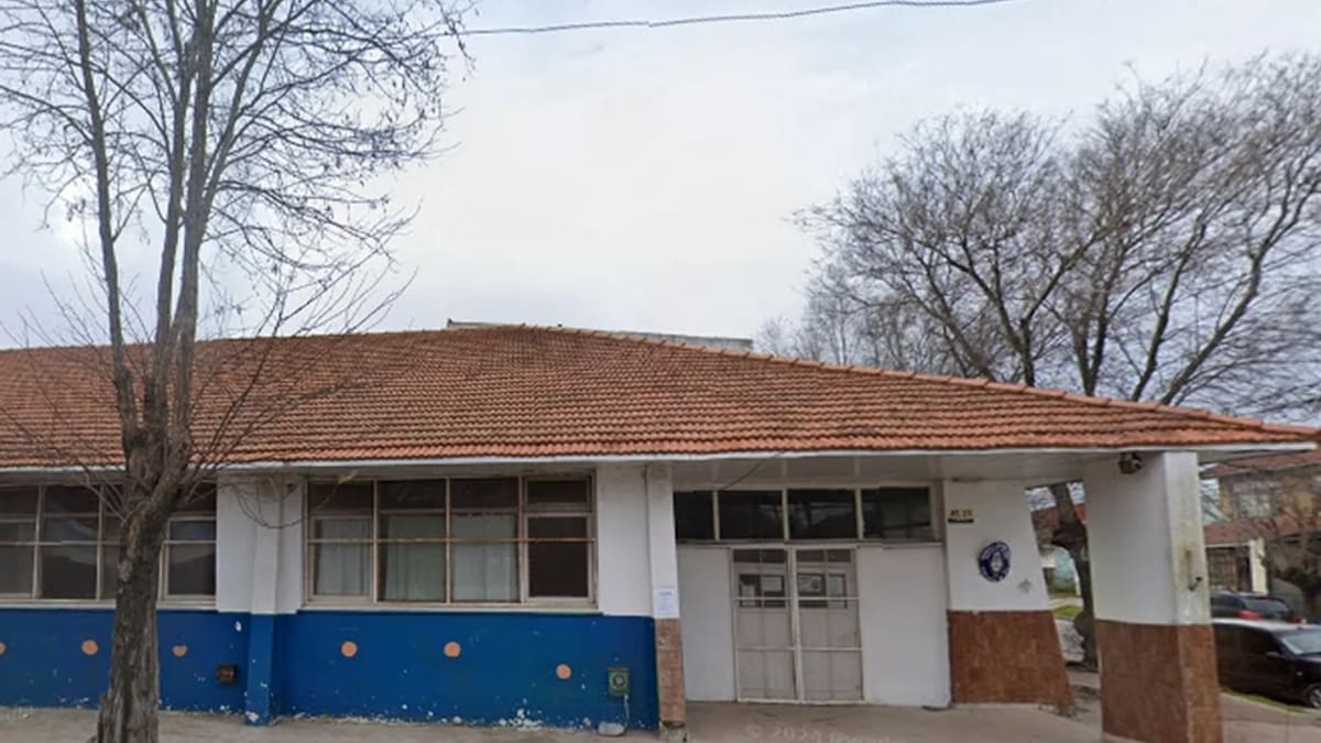 La Escuela N°21 de Mar del Plata, donde habrían sucedido los hechos.