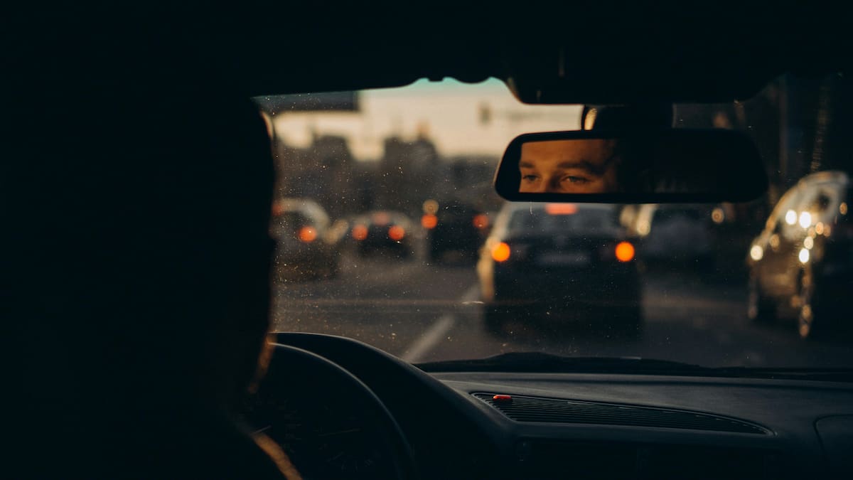 Espejo retrovisor, auto.