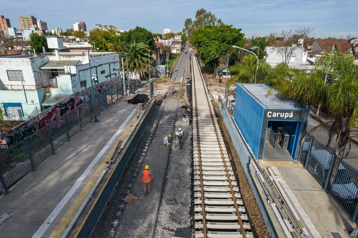 Estación Carupa, del tren Mitre.