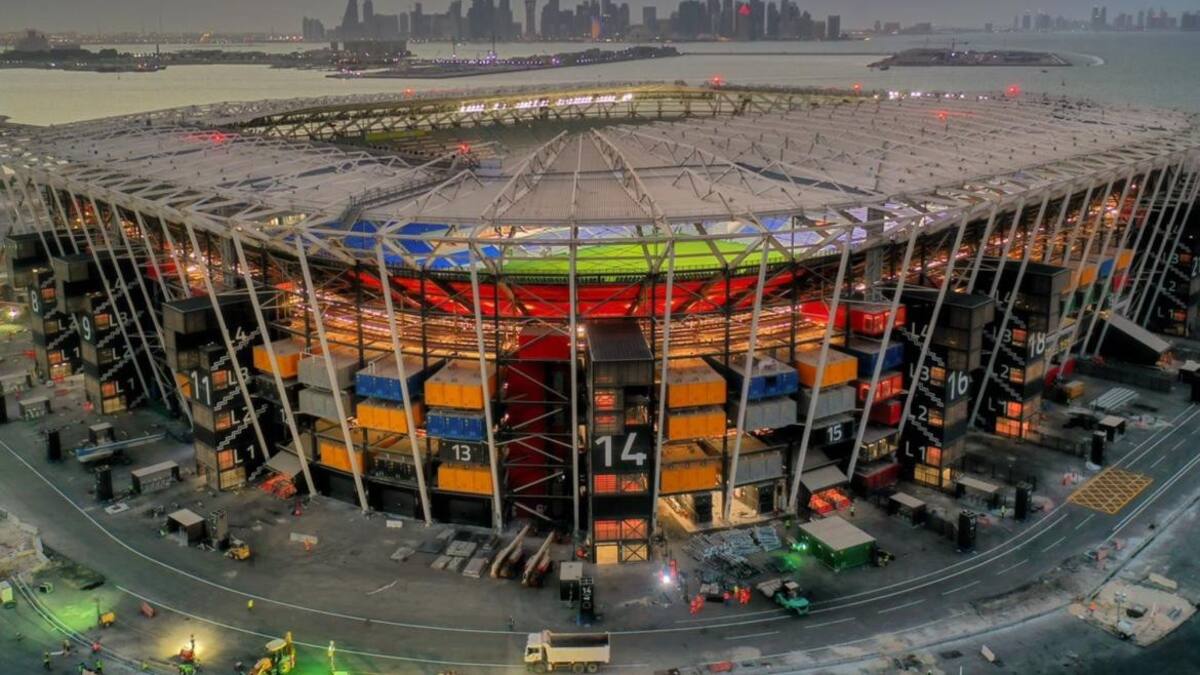Estadio 974 en Qatar realizado con containers