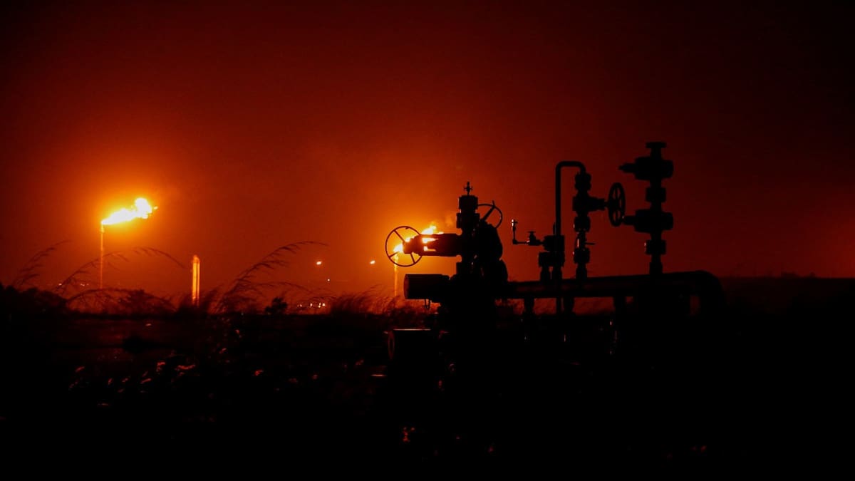Estados Unidos levantó de forma temporal las sanciones de gas y petróleo a Venezuela. Foto: Reuters.