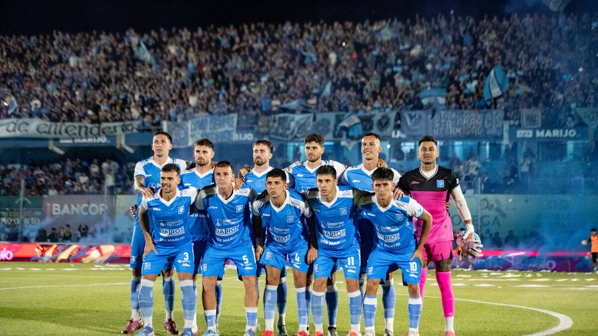 Estudiantes de Río Cuarto ascendió a Primera División: se llevó el Reducido ante Deportivo Madryn con un 3-1 global