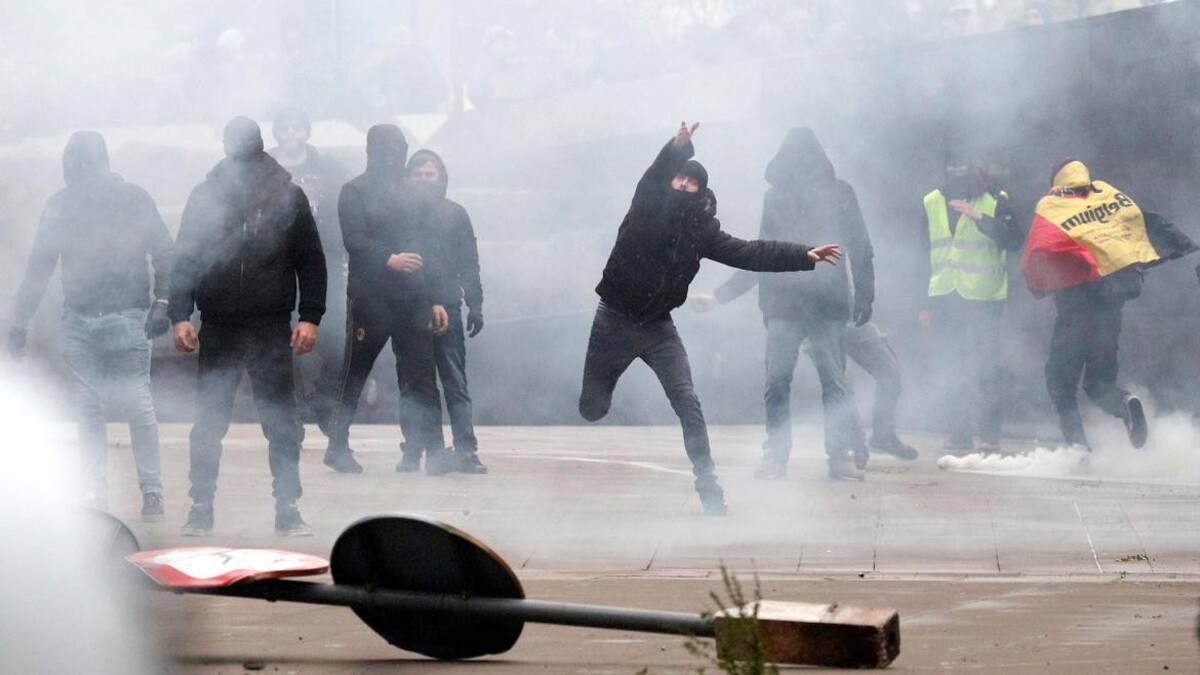 Europa en llamas: violentos disturbios con manifestantes anti-inmigración en Bélgica
