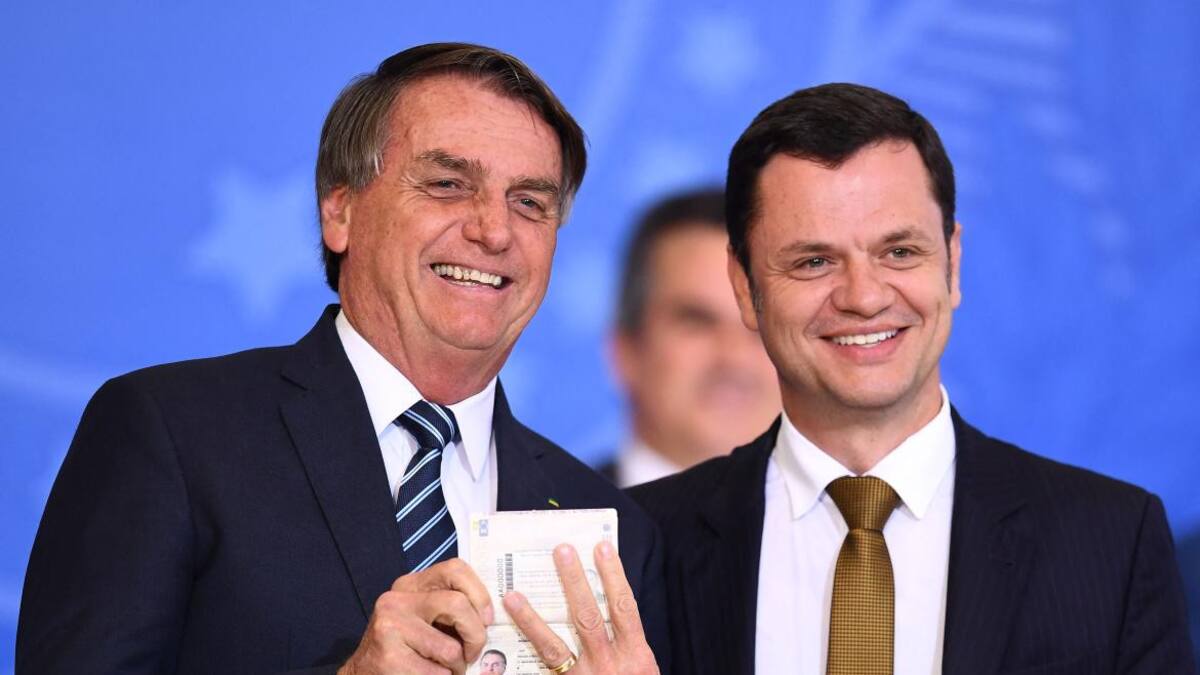 Exministro de Justicia Anderson Torres y Jair Bolsonaro. Foto: Télam