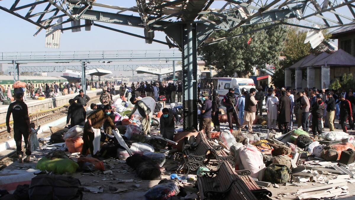 Explosión suicida en Pakistán. Foto: Reuters.