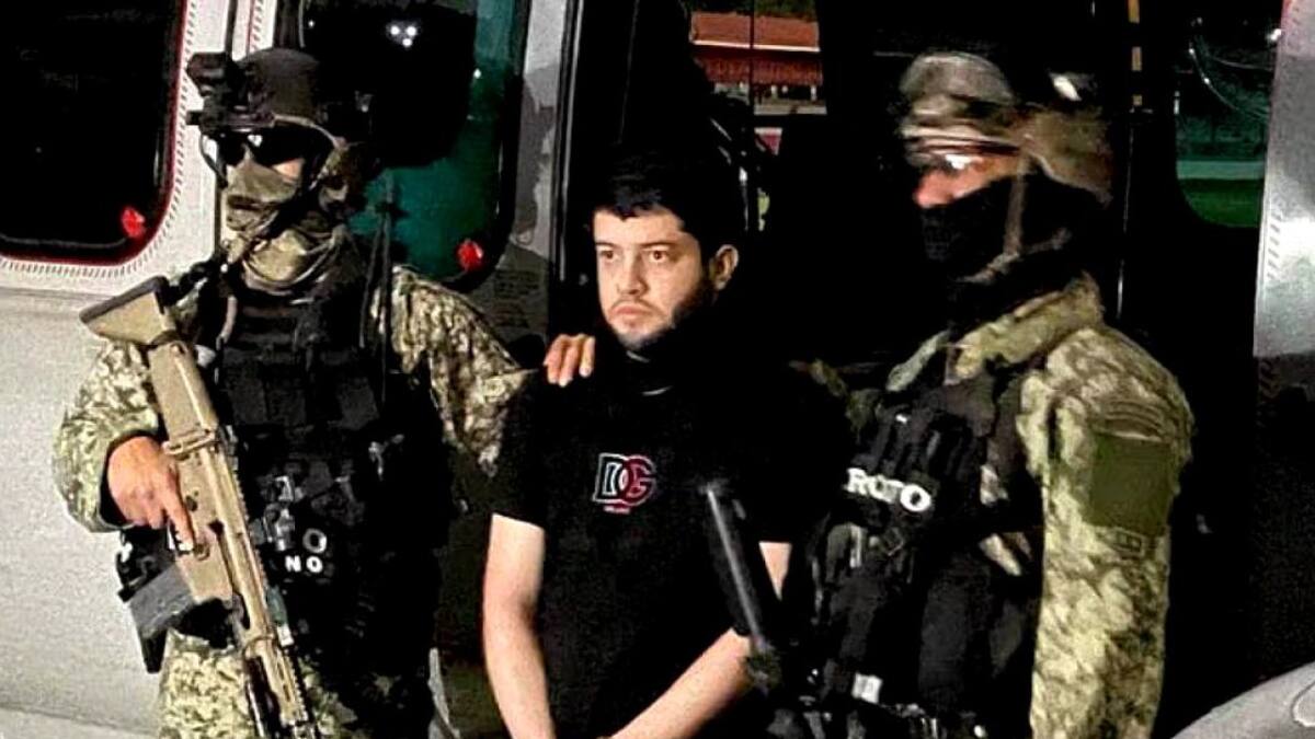Extradición de Néstor Isidro Pérez Salas, alias "El Nini". Foto: X @c4jimenez.