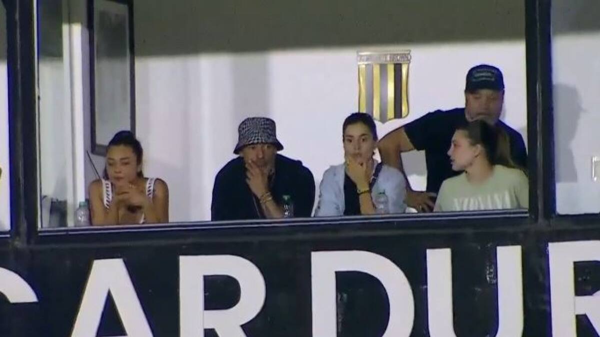 Ezequiel Lavezzi reapareció públicamente tras su internación. Foto: captura de video.